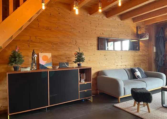 Chalet Mitoyen A Pour 8 Personnes Bolquere Pyrenees 2000