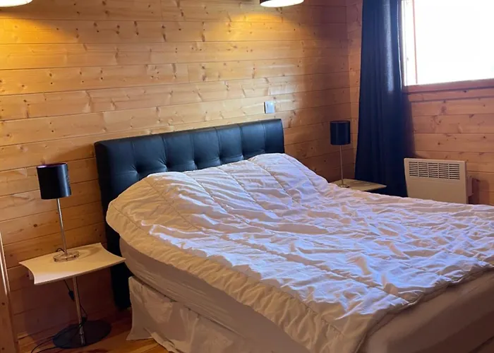 Mitoyen A Pour 8 Personnes Chalet Bolquere Pyrenees 2000
