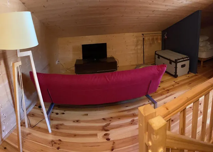 Chalet Mitoyen A Pour 8 Personnes